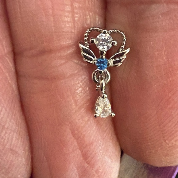 Nose Ring- 20G Nose Stud Surgical Steel L Shaped, Nose Ring CZ Heart Shaped nwt - Picture 1 of 7